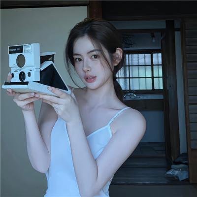 亚当和伊夫 在线观看封面